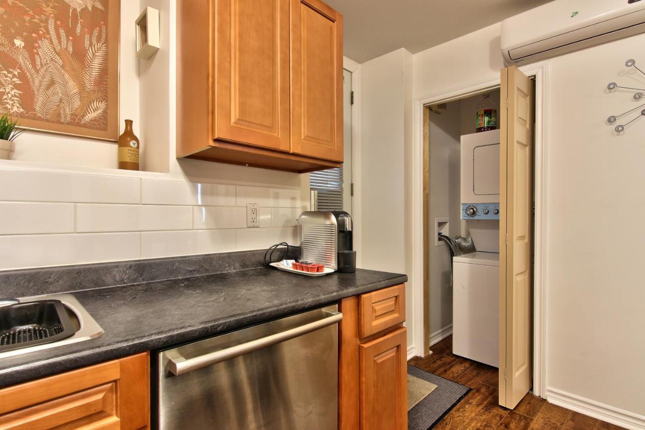 Apartment Et Studio Montreal Bagian luar foto