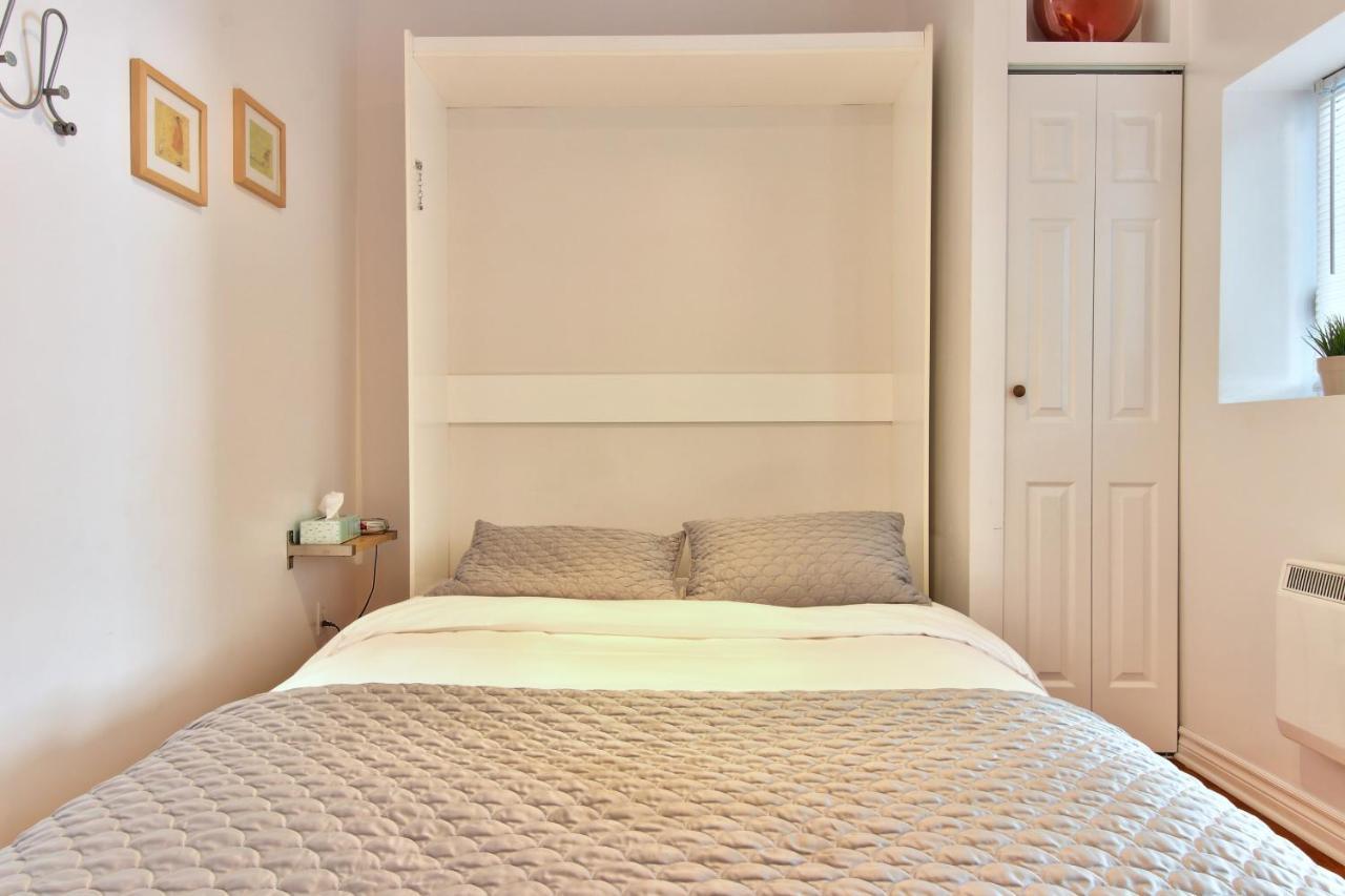 Apartment Et Studio Montreal Bagian luar foto