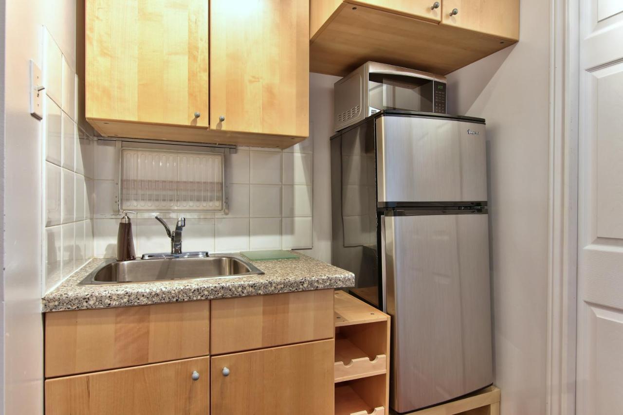 Apartment Et Studio Montreal Bagian luar foto