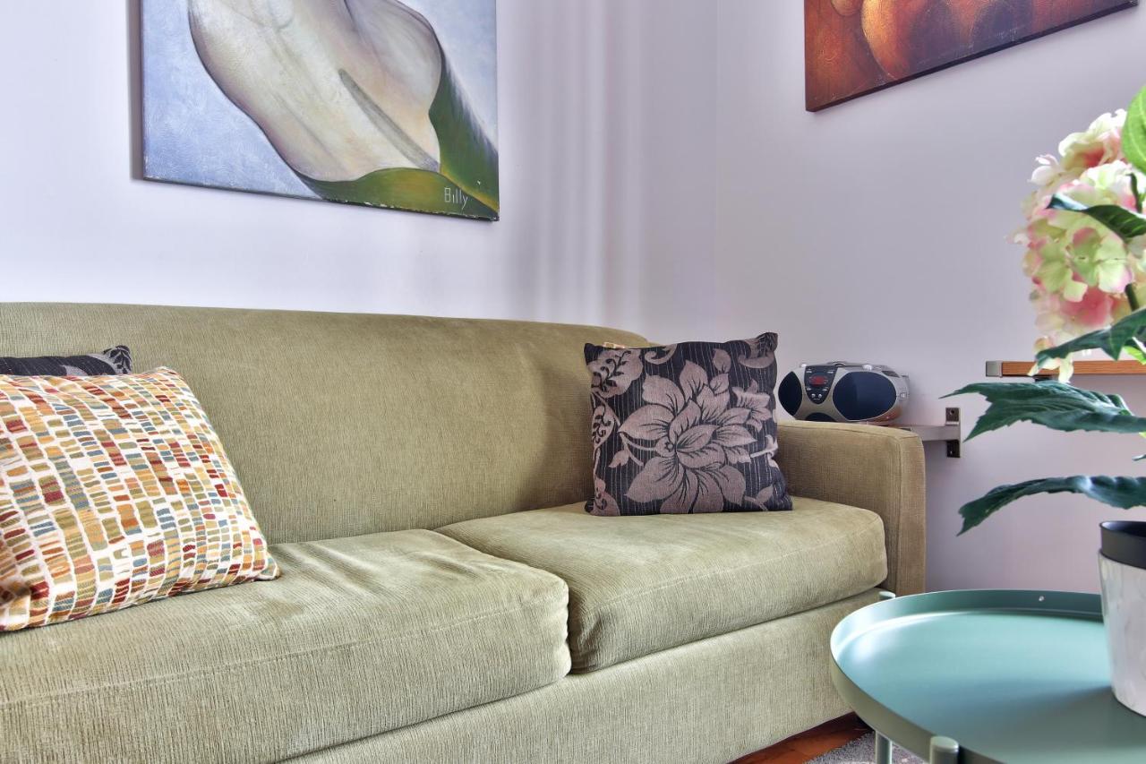 Apartment Et Studio Montreal Bagian luar foto