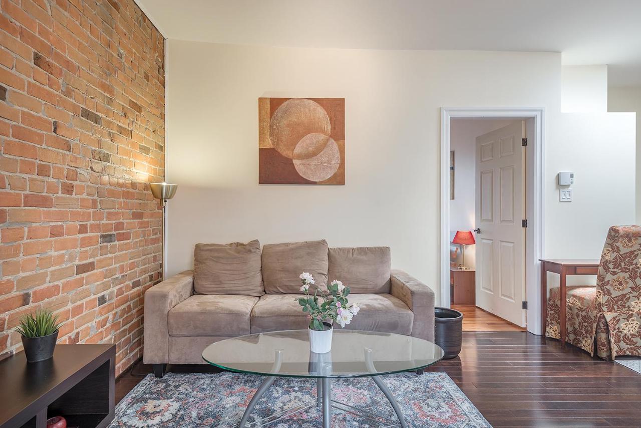 Apartment Et Studio Montreal Bagian luar foto